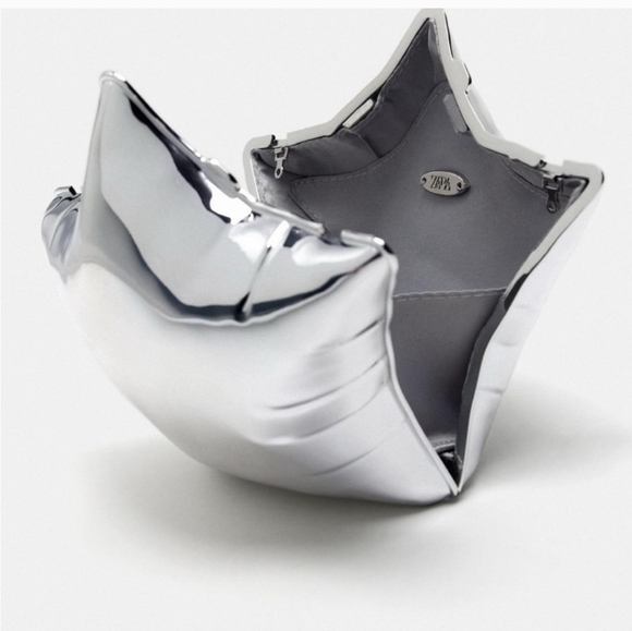 Zara Silver Star Box Clutch/CrossbodyBox clutch shaped like a star balloon - Picture 6 of 12